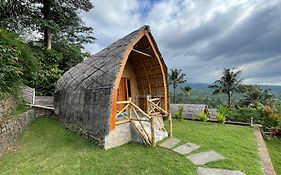 Villa Bambu Rinjani&Restaurant RedPartner